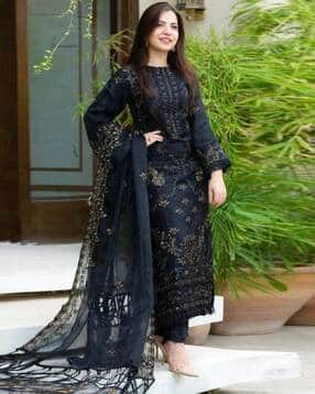 rozland Women Embellished Anarkali Kurta Set-picture-10