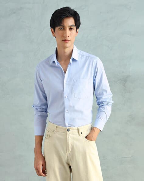 Men Solid Slim Fit Shirt