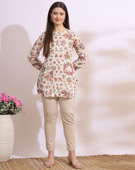 Woman Floral Print Regular Fit Straight Tunic