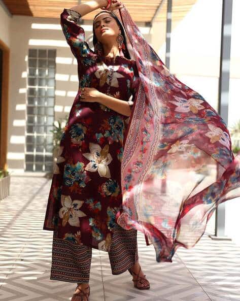 Gerua By Libas Floral Straight Kurta Set