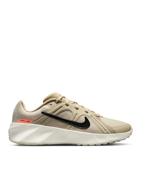 NIKE Men Metro Tek Lace-Up  Sneakers