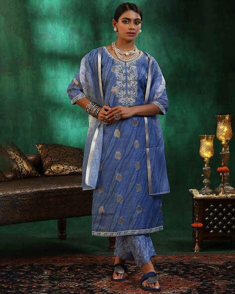 Gerua By Libas Women Embellished 3-Piece Flared Kurta Set