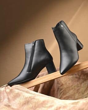 Women Pointed-Toe Chelsea Boots-image-13