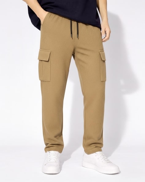 Men Mid-Rise Joggers with Elasticated Drawstring Waist