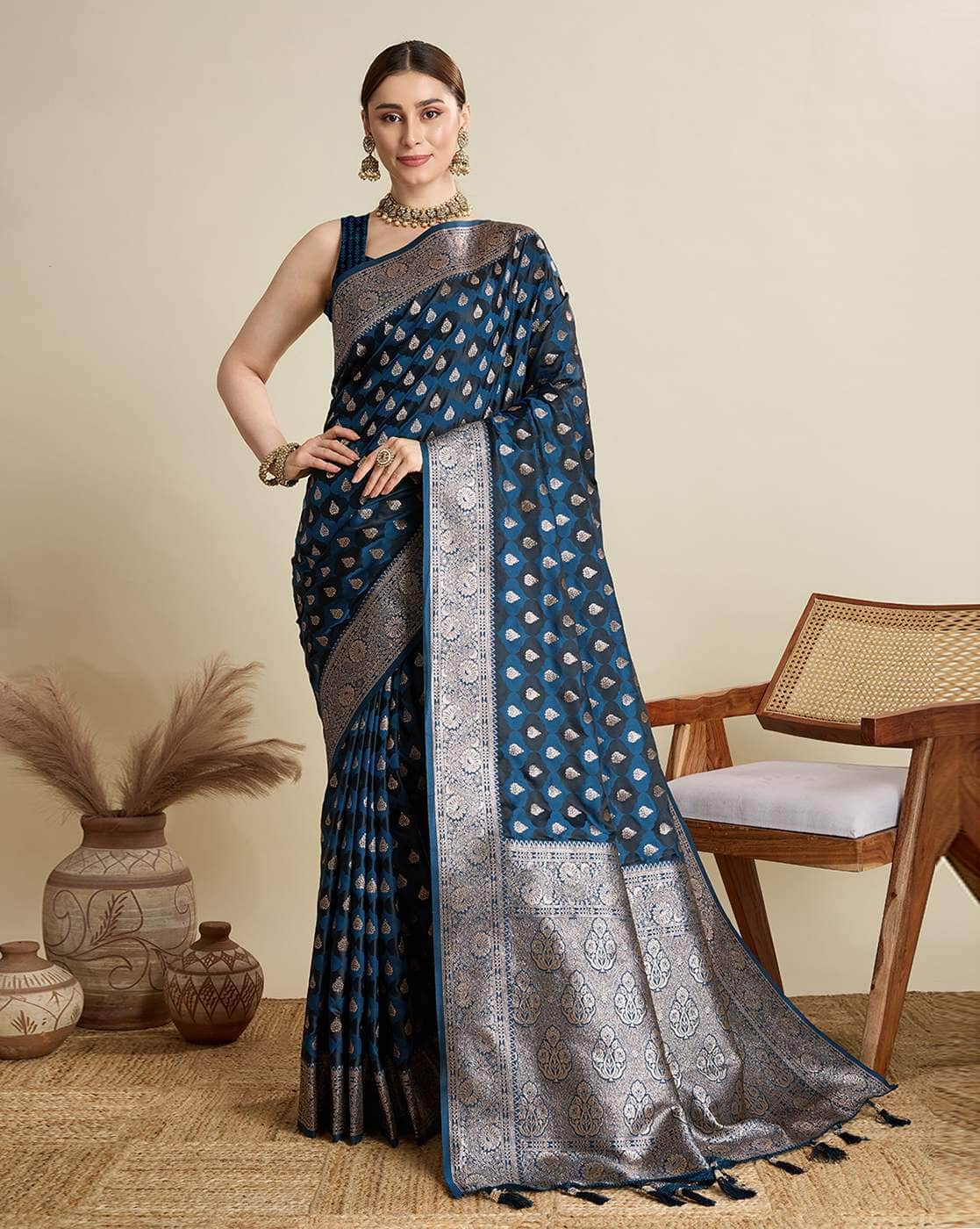 Fashionfricks Women Floral Print Saree with Blouse For Women (Navy, FS)