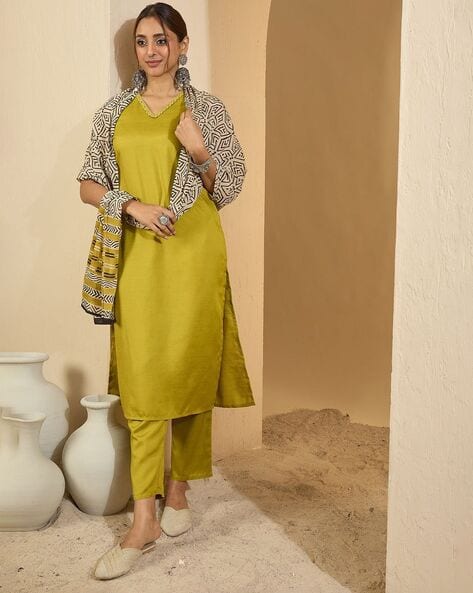 Indie Picks Women Printed Straight Kurta Set