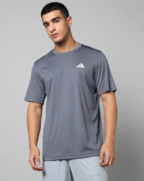 Buy ASICS Men Tcs 2025 Sm Graphic Ss Top Online | Ajio.com