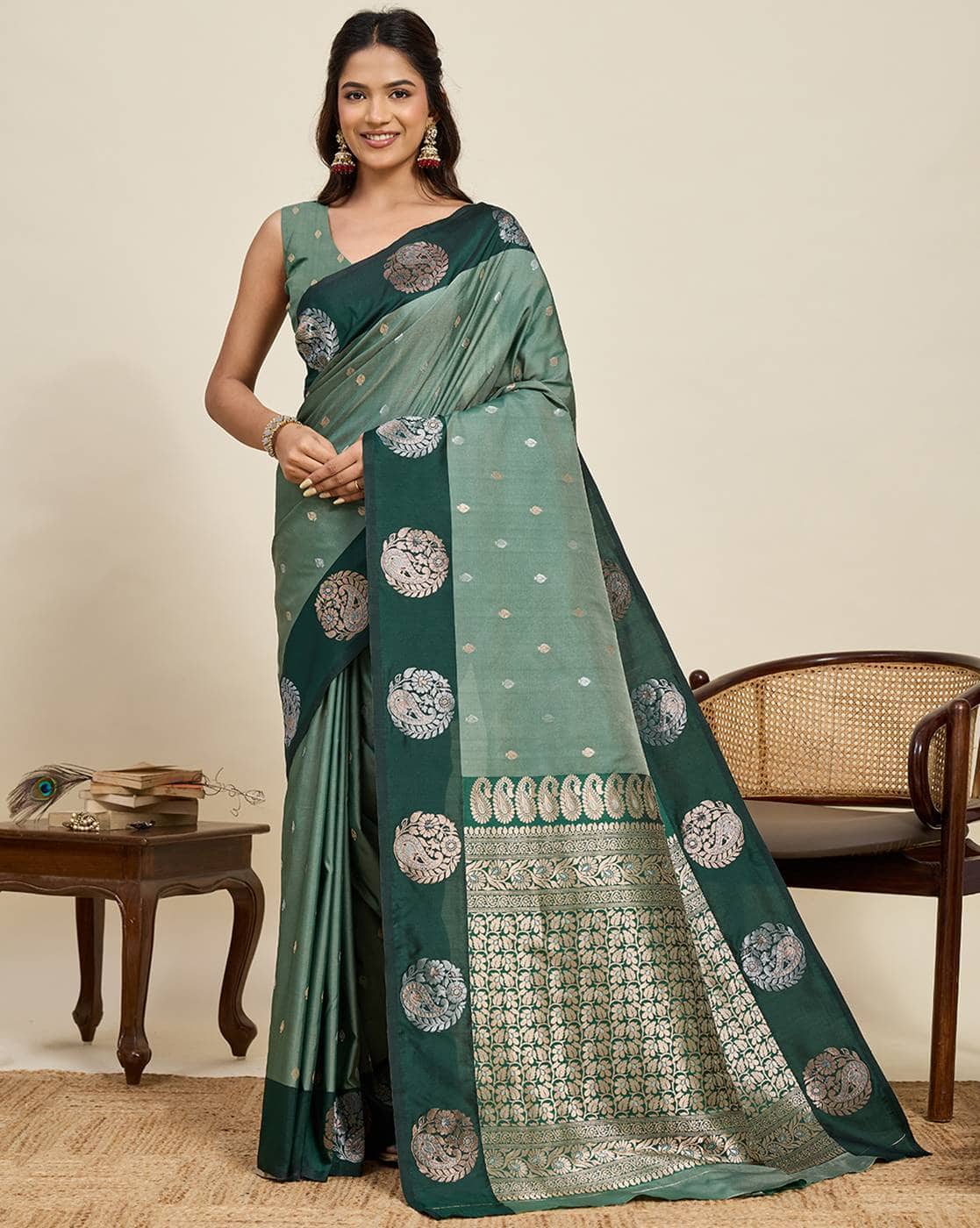 Fashionfricks Floral Print Saree with Running Blouse Piece For Women (Green, FS)
