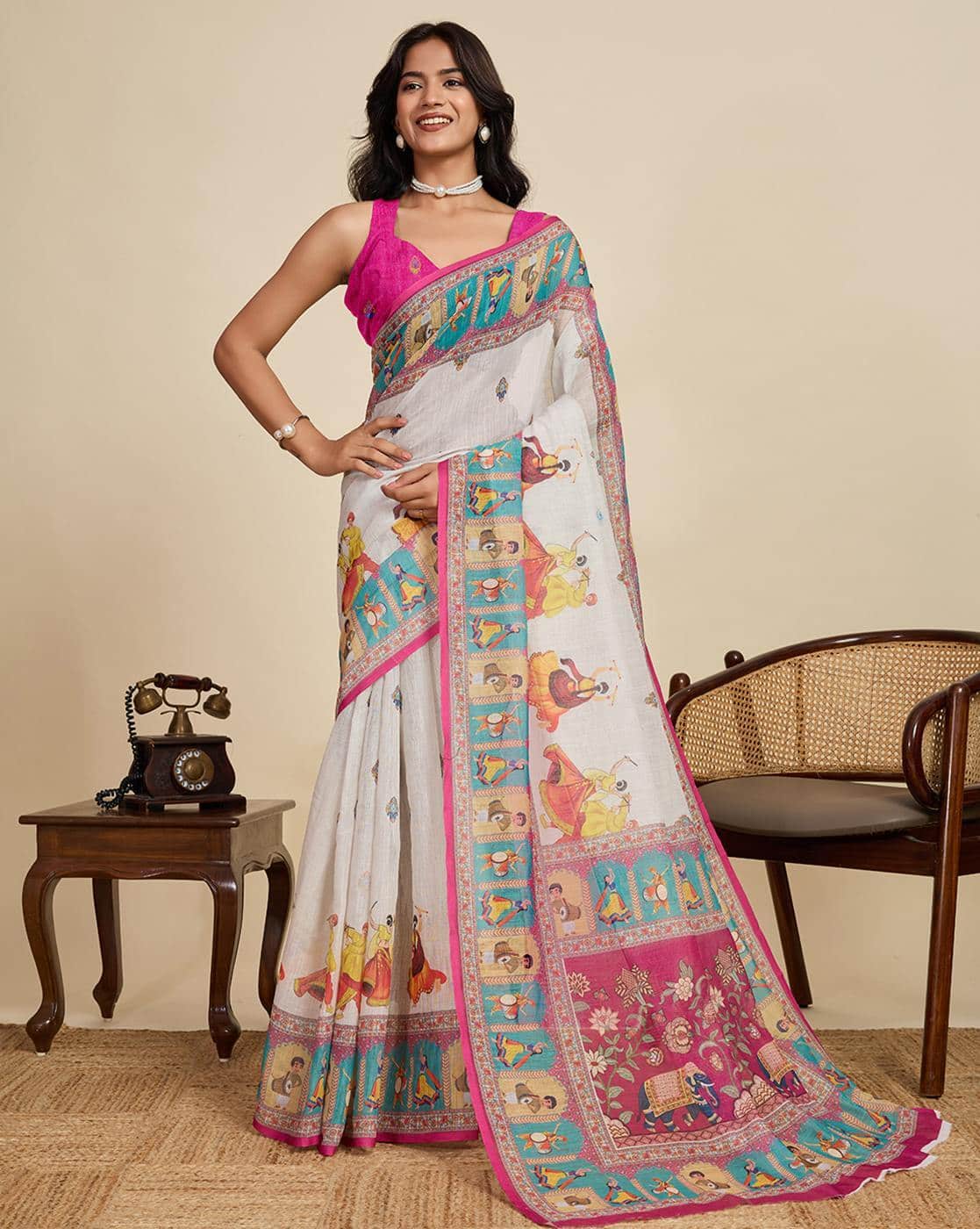 Fashionfricks Graphic Print Saree with Running Blouse Piece For Women (Multi, FS)