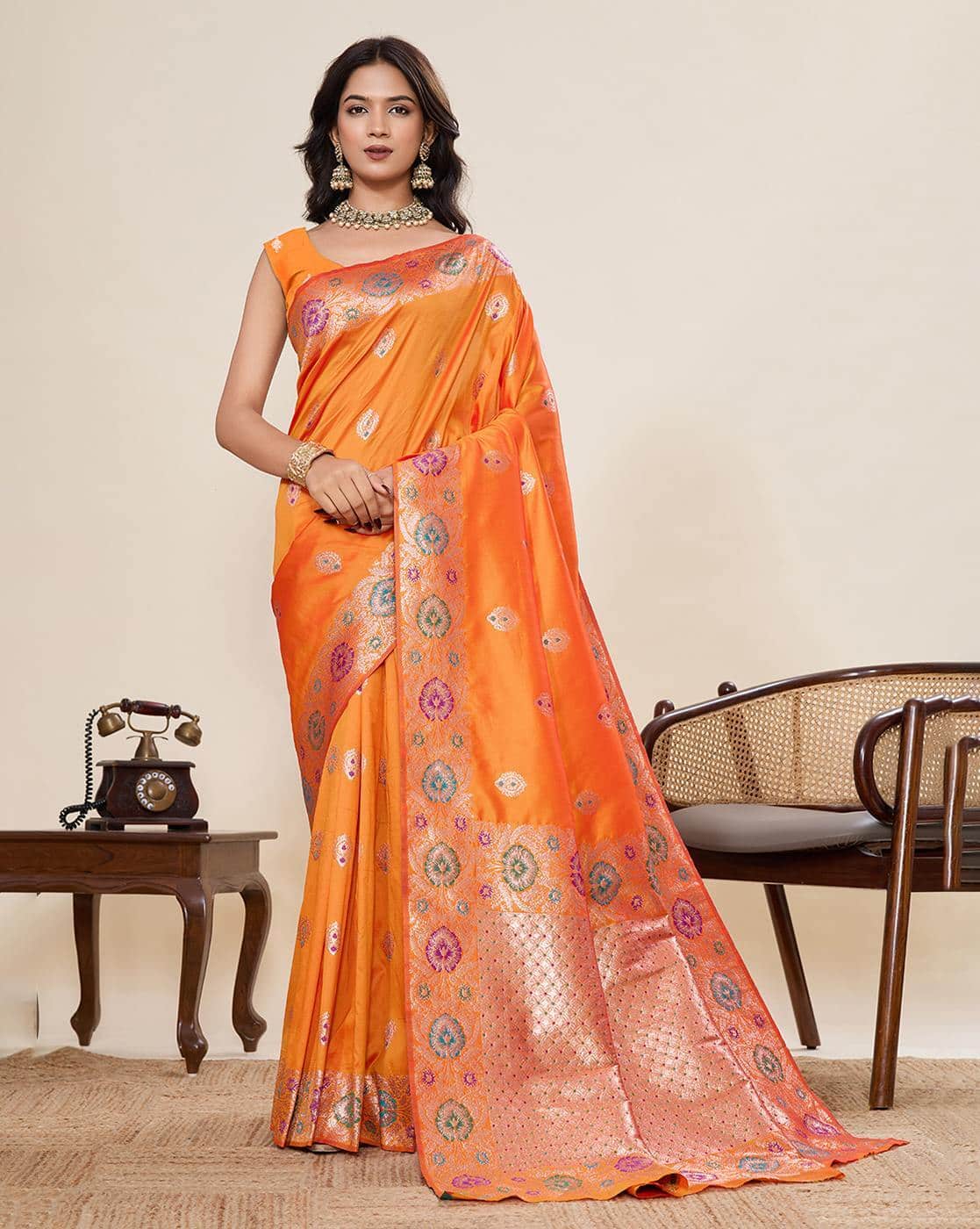 Fashionfricks Floral Print Saree with Running Blouse Piece For Women (Multi, FS)