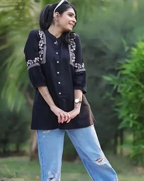 svaraa Women Embroidered Straight Tunic-picture-13