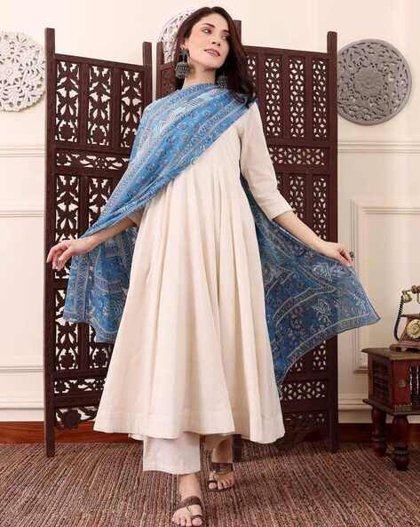 Nyrika Women Anarkali Kurta Set with Dupatta