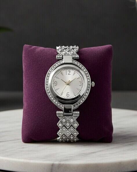 TREX Women Round Analogue Watch