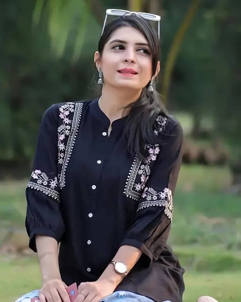 Nyrika Women Embroidery Straight Tunic