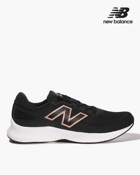 NEW BALANCE Men EVOI Running Shoes