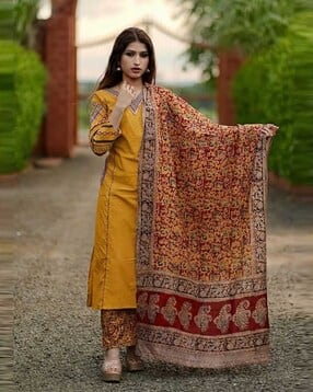 svaraa Women Printed Straight Kurta Suit Set-picture-10