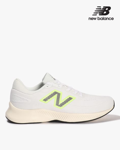 NEW BALANCE Men EVOI Running Shoes