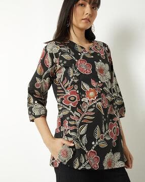 Women Floral Print Short Kurti-image-46