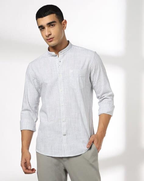 NETPLAY Men Striped Regular Fit Cotton Shirt deal from ajio NETPLAY Men Striped Regular Fit Cotton Shirt deal from ajio