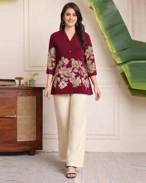leia Women Floral Print Regular Fit Tunic-picture-40