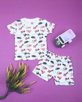 v-mart Printed T-Shirt & Shorts Set-picture-25