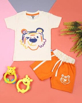v-mart Printed T-Shirt & Shorts Set-picture-44