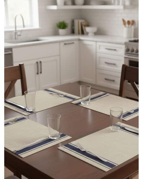 Baskety Set of 4 Rectangular Placemats