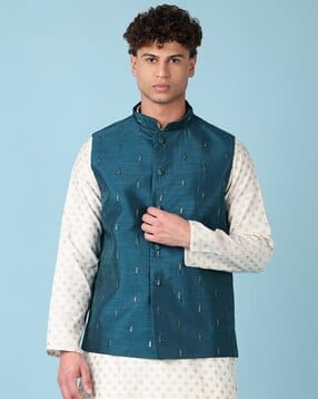 Men Regular Fit Nehru Jacket with Welt Pockets-image-24