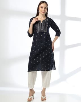 avaasa mix n' match Women Embroidered Straight Kurta-picture-31
