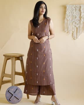 svaraa Women Embroidered 2-Piece Straight Kurta Set-picture-19