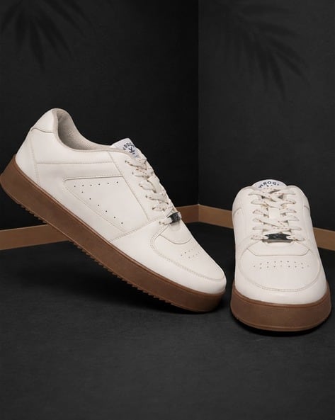 Men Round-Toe Low-Top Lace-Up Sneakers - Image 1