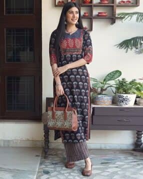 gosriki Women Floral Print Straight Kurta Set-picture-42