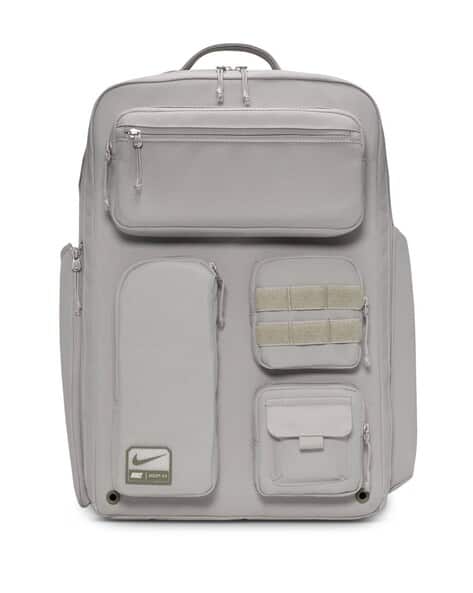 NIKE Logo Print Everyday Backpack