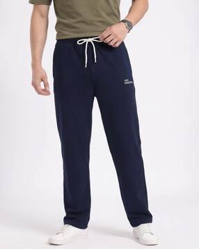 men high rise straight fit trackpant