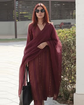 svaraa Women Printed 3-Piece Straight Kurta Set-picture-42