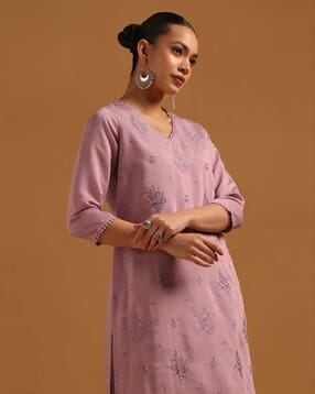 soch Women Embroidered Straight Kurta with V-Neck-picture-28