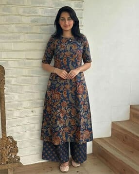 svaraa Women Embroidered 2-Piece Straight Kurta Set-picture-33