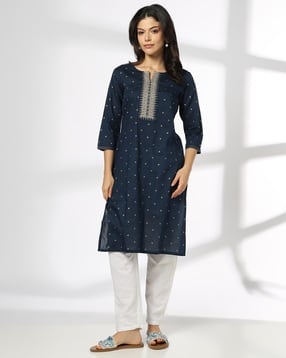 avaasa mix n' match Women AOP Intricate Placket Embroidered Kurta-picture-32