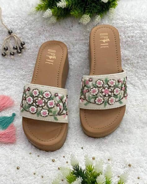 Acai Women Platforms with Synthetic upper