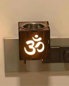 Wooden Kapur Dani Incense Holder -image-25