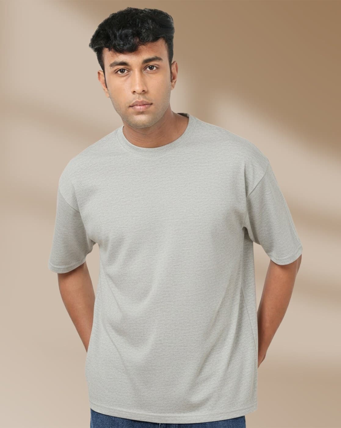 Buy COOL PLUS Men Oversized Crew-Neck T-Shirt Online | Ajio.com