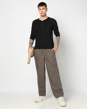 Men Mid-Rise Cargo Trousers-image-45