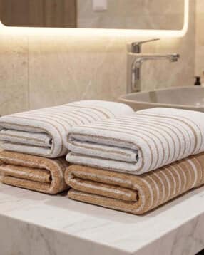 athom living Pack of 4 Striped Hand Towels-picture-31