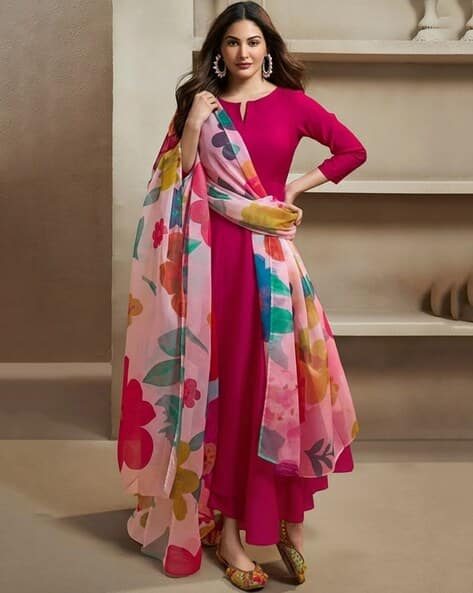 Nyrika Women Floral Print Anarkali Kurta Set with Dupatta
