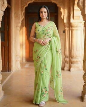 svaraa Floral Print Saree with Running Blouse Piece-picture-38