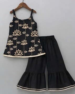 kidsflower Girls Embroidered Kurta & Palazzos Set-picture-41