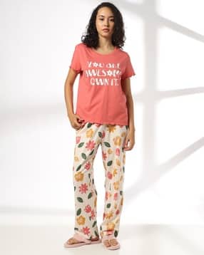 Women Typographic Print T-Shirt & Pyjamas Set-image-26