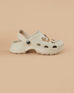 ginger by lifestyle Women Chain Strap Clogs-picture-48