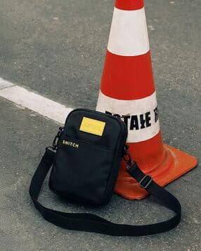 snitch Men Lightweight Leather Crossbody Bag-picture-42