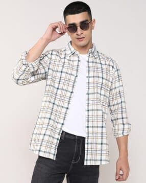 lee cooper Men Checked Regular Fit Shirt with Patch Pocket-picture-13